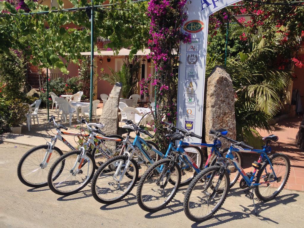 Domus De Janas Sul Mare Hotel Bari Sardo Exterior foto